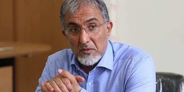 پرتگاه ملی جهشهای قیمت دلار