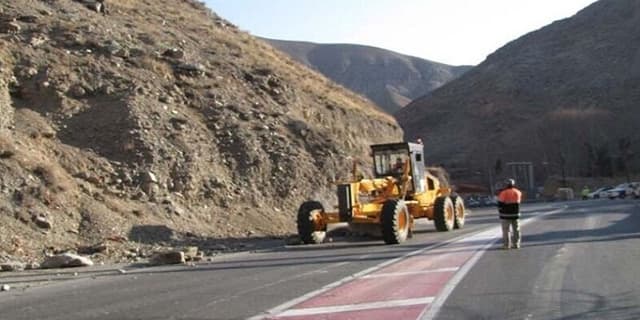 رفع ۷۲۵ نقطه حادثهخیز کشور در سال گذشته/ کاهش ۳۲ درصدی جان باختگان تصادفات جادهای