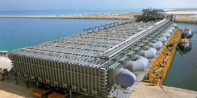 بزرگترین آب شیرینکن خوزستان در آبادان وارد مدار میشود