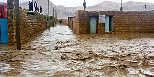 ورود حجم قابل توجهی سیلاب به شهر زاهدان