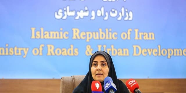 وزیر پیشنهادی راه و شهرسازی تخصص، تجربه و روحیه فسادستیزی دارد