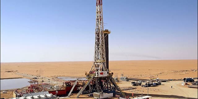مشعل هفتمین چاه میدان گازی کیش روشن شد
