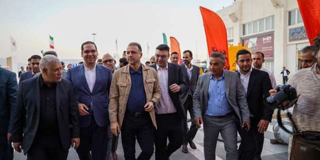 حمایت از صنعتگران داخلی از مهمترین وظایف ماست
