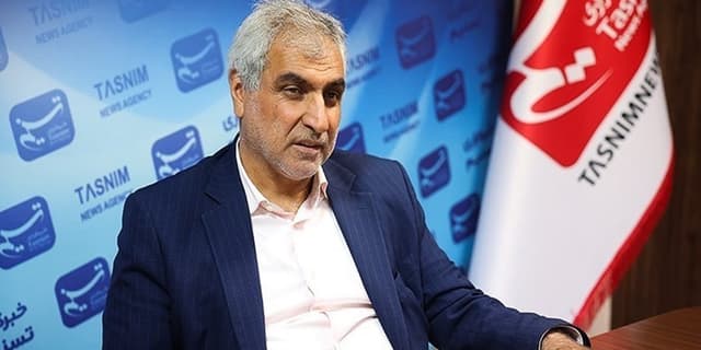 فرصتسوزی ۸۰۰میلیارددلاری نفت؛ از گلابی چینی تا بنزین/ قوامی: ارز تکنرخی بدون مدیریت محکوم به شکست است