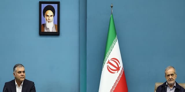 ۱۲ قرارداد جمع آوری گازهای مشعل امضا شد