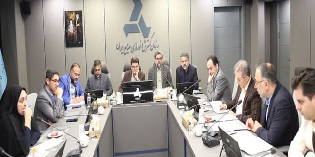 تشکیل کارگروه مشترک ارزی برای تأمین ناوگان ریلی