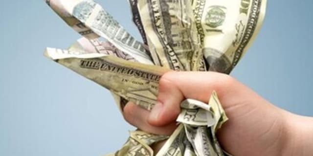 کاهش زمینههای رانتجویی از طریق حذف ارز ترجیحی / حذف رانتهای گسترده از حلقه میانی زنجیره تامین محقق شد