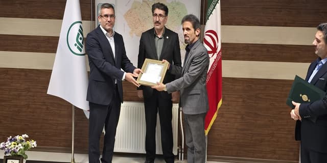 بازدید و نظارت مدیران بانک تجارت بر عملکرد شعب